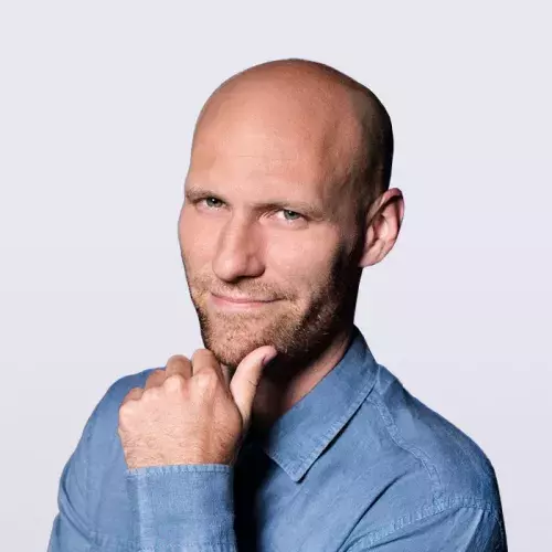 Marko Ljubanovic headshot