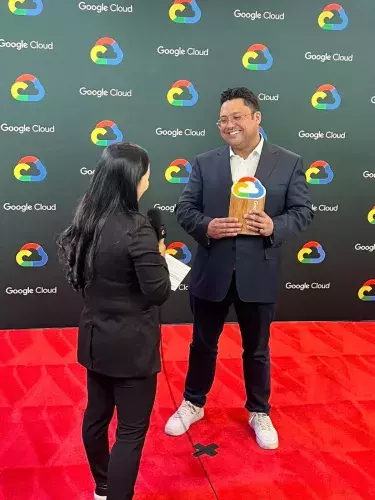 Simon google cloud award pr